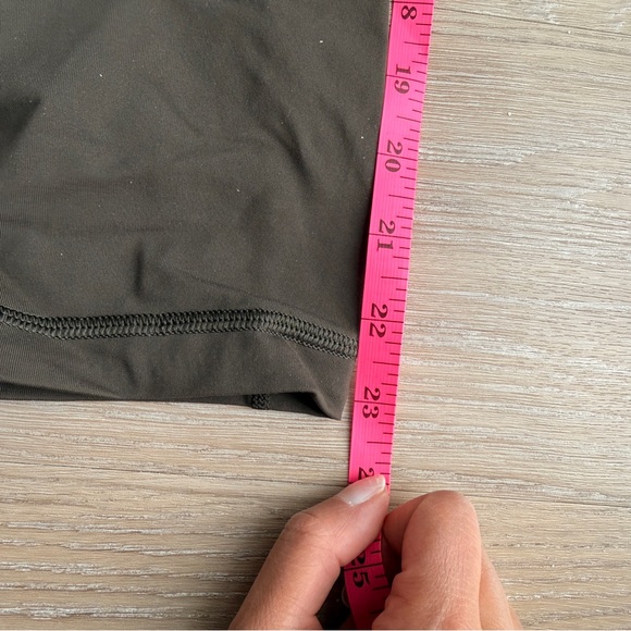 Lululemon pocket legging bundle - Picture 9 of 9